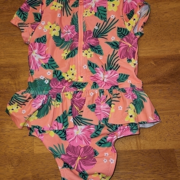 Swim suit, cover and hat set Size 18-24 Months - Picture 4 of 9
